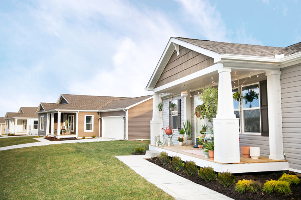 Spring_Exterior_New_Class_Home_Photos_Lifestyle_2019-5.jpg